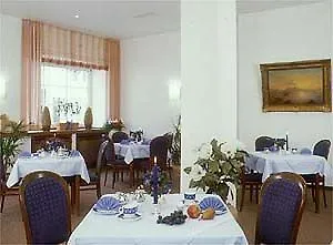 Hotel Weidenhof Дюссельдорф